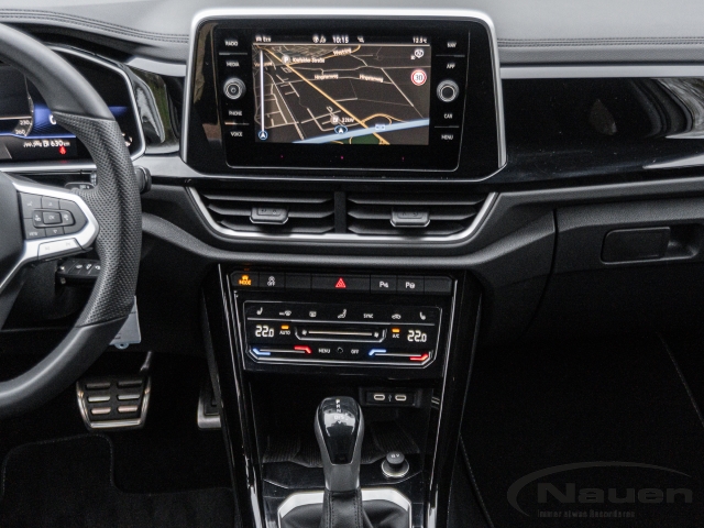 T-Roc R-Line 1.5 TSI DSG *AHK*ACC*ALLWETTER*KAMERA*NAVI*CLIMATR.*