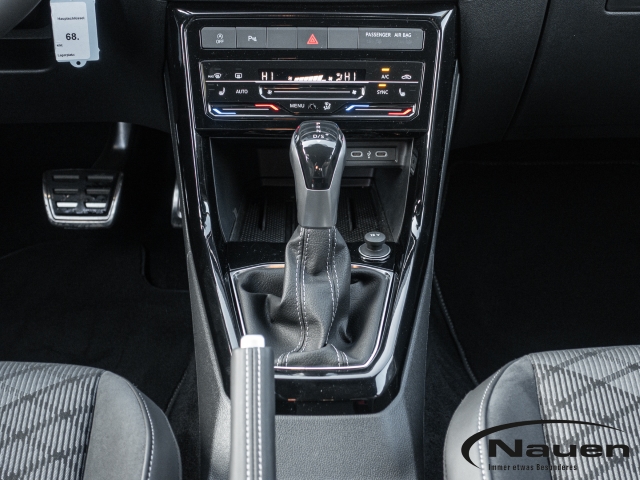 T-Cross 1.0 TSI DSG R-Line *NAVI*KAMERA*MATRIX*SHZ*DC*