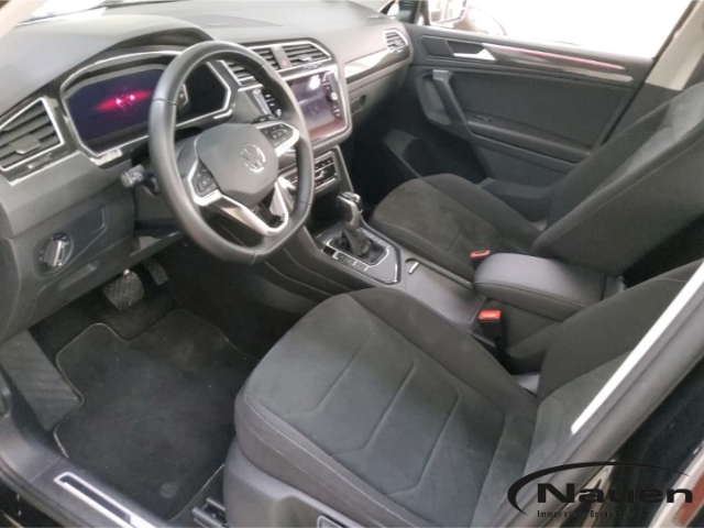 Tiguan 2.0 TDI DSG Elegance, Panorama, Kamera