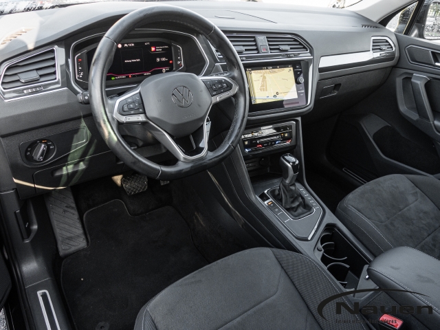 Tiguan 2.0 TDI DSG Elegance, Panorama, Kamera