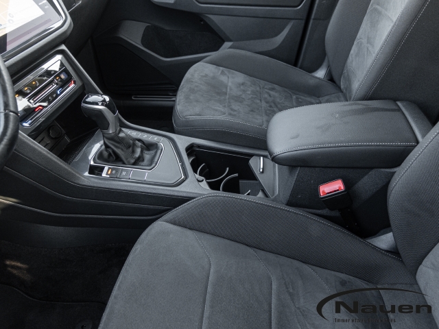 Tiguan 2.0 TDI DSG Elegance, Panorama, Kamera