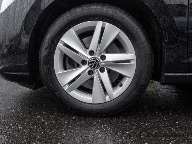 Golf VIII 2.0 TDI Life *LED*PDC*KLIMA*