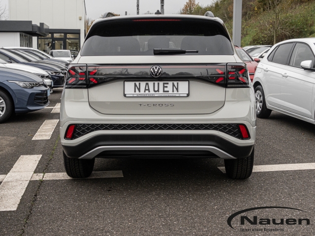T-Cross R-Line 1.5 TSI 110kW DSG,IQ drive,LED