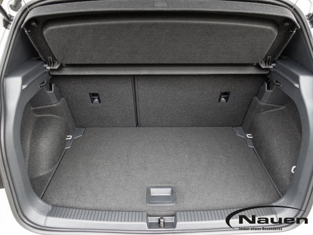 T-Cross R-Line 1.5 TSI 110kW DSG,IQ drive,LED