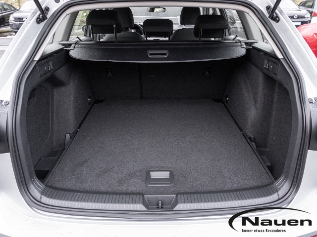 Golf Variant VIII 2.0 TDI *PDC*LHZ*TEMPOMAT*LED*