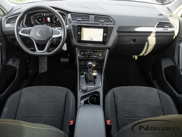 Tiguan 2.0 TSI Elegance 4Motion *AHK*ACC*KAMERA*NAVI*