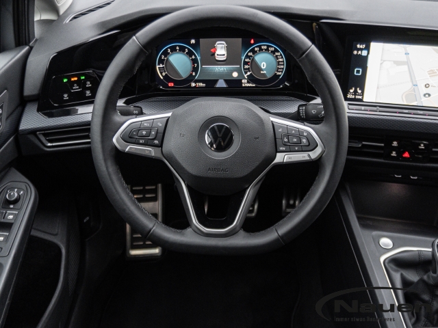 Golf VIII 1.0 TSI United *Navi*LED*ACC*PDC*Allwetter