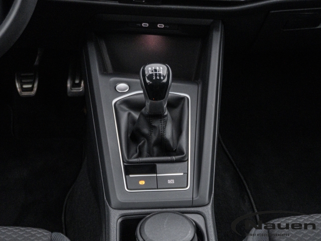 Golf VIII 1.0 TSI United *Navi*LED*ACC*PDC*Allwetter