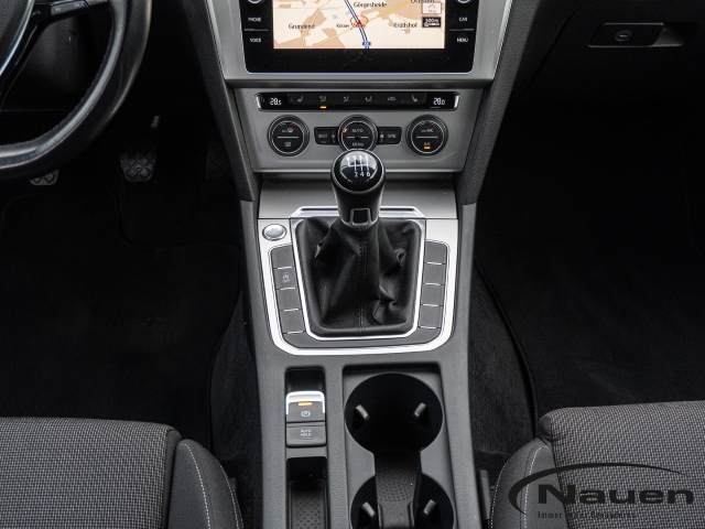 Passat Variant 1.4 TSI Comfortline *ACC*NAVI*SHZ*CLIMATRONIC*