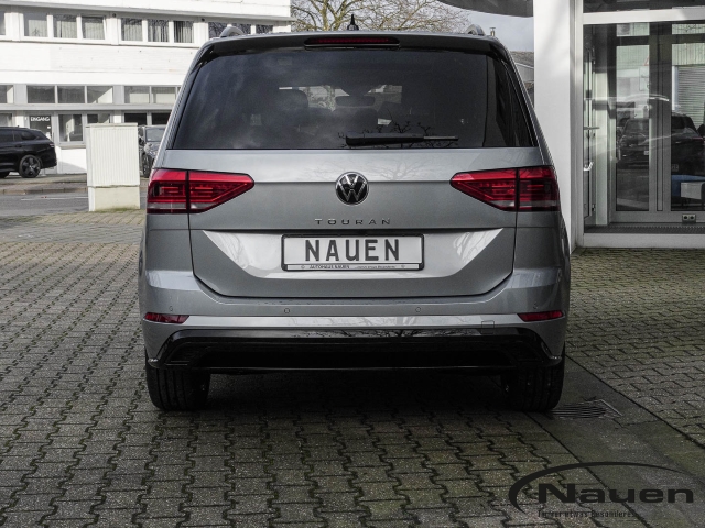 Touran 1.5 TSI DSG Highline AHK Panodach Navi Digitales Cockpit