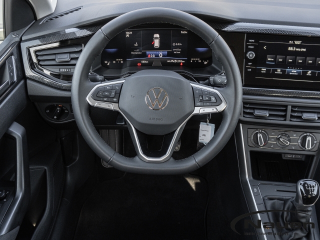 Polo Life *ALLWETTER*SHZ*LED*PDC*DAB*KLIMA*