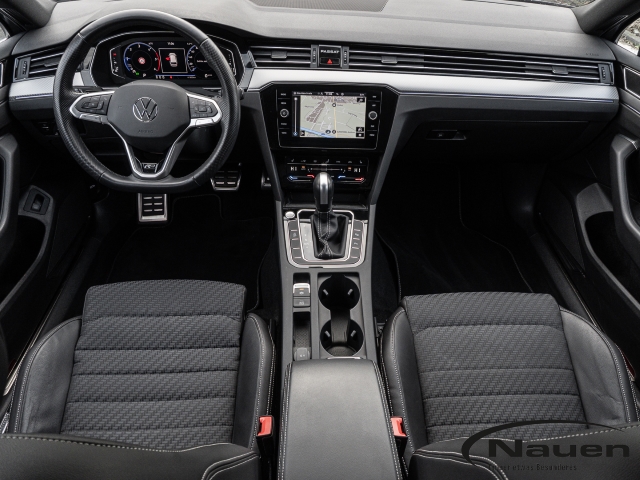 Passat Variant R-Line 2.0 TDI DSG *AHK*ACC*IQ-DRIVE*KAMERA*