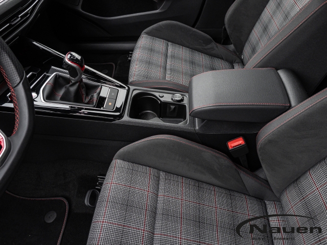 Golf GTI VIII *ACC*NAVI*KAMERA*SHZ+LHZ*CLIMATRONIC*