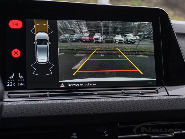 Golf GTI VIII *ACC*NAVI*KAMERA*SHZ+LHZ*CLIMATRONIC*