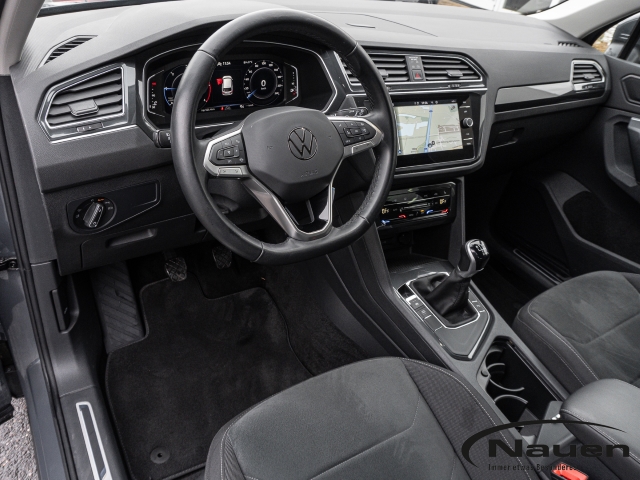 Tiguan Elegance 2.0 TDI *AHK*MATRIX*NAVI*LED*SHZ*