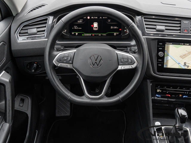 Tiguan Allspace 4Motion TDI Elegance DSG *7-Sitzer*AHK*KAMERA*ACC*