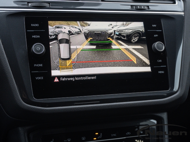 Tiguan Allspace 4Motion TDI Elegance DSG *7-Sitzer*AHK*KAMERA*ACC*