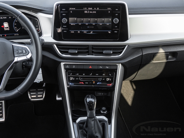 T-Roc MOVE 1.5 TSI DSG *ACC*KAMERA*LED*SHZ*