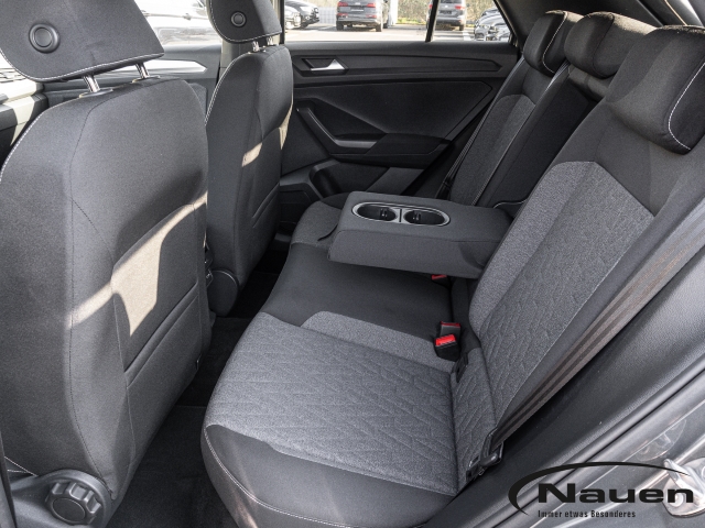 T-Roc MOVE 1.5 TSI DSG *ACC*KAMERA*LED*SHZ*