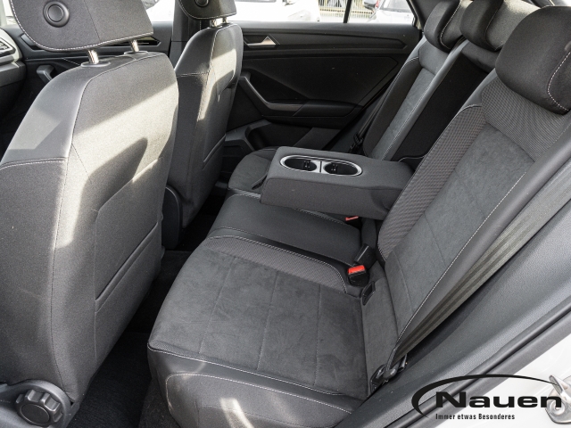 T-Roc R-Line 1.5 TSI DSG *AHK*NAVI*SHZ*LED*CLIMATRONIC*