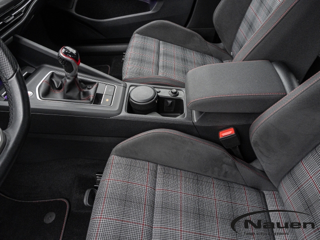 Golf GTI *NAVI*LED*SHZ+LHZ*CLIMATRONIC*