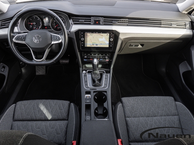 Passat Variant 2.0 TDI DSG *ACC*NAVI*LED*SHZ*KAMERA*APP-CONNECT*