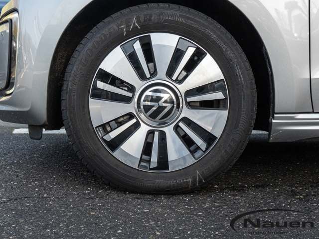 up e-up! *CLIMATRONIC*SHZ*TEMPOMAT*KAMERA*LM*