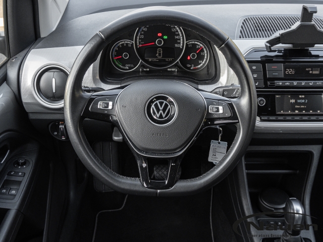 up e-up! *CLIMATRONIC*SHZ*TEMPOMAT*KAMERA*LM*