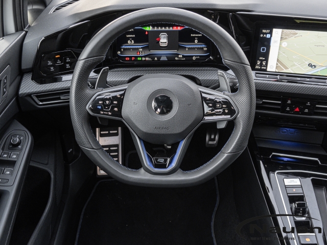 Golf R 4MOTION 7-Gang-DSG *270KM/H*ACC*MATRIX*LEDER*