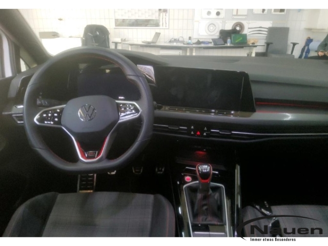 Golf GTI VIII *ACC*KAMERA*NAVI*LHZ+SHZ*