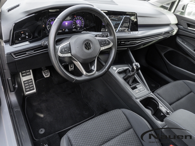 Golf VIII 1.5 TSI United *STAND-HZG*NAVI+SHZ*CLIMATRONIC*