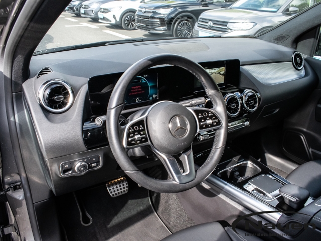 B 200 Progressive DCT *PANO*KAMERA*LED*NAVI*SHZ*