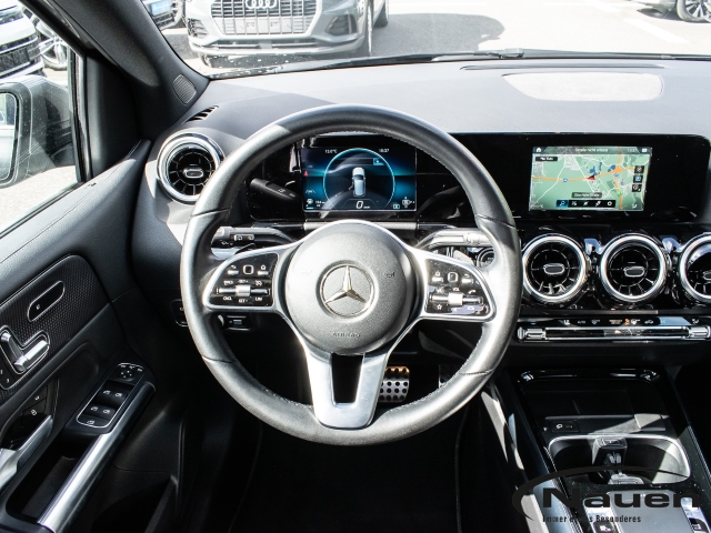 B 200 Progressive DCT *PANO*KAMERA*LED*NAVI*SHZ*