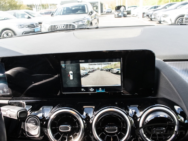 B 200 Progressive DCT *PANO*KAMERA*LED*NAVI*SHZ*