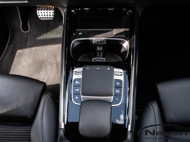 B 200 Progressive DCT *PANO*KAMERA*LED*NAVI*SHZ*