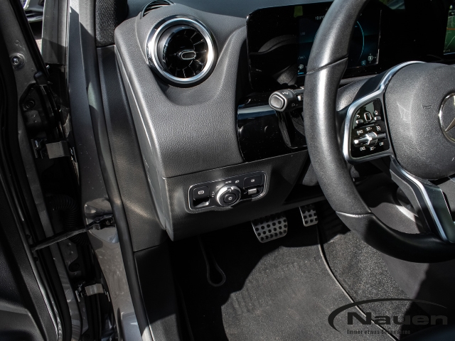 B 200 Progressive DCT *PANO*KAMERA*LED*NAVI*SHZ*