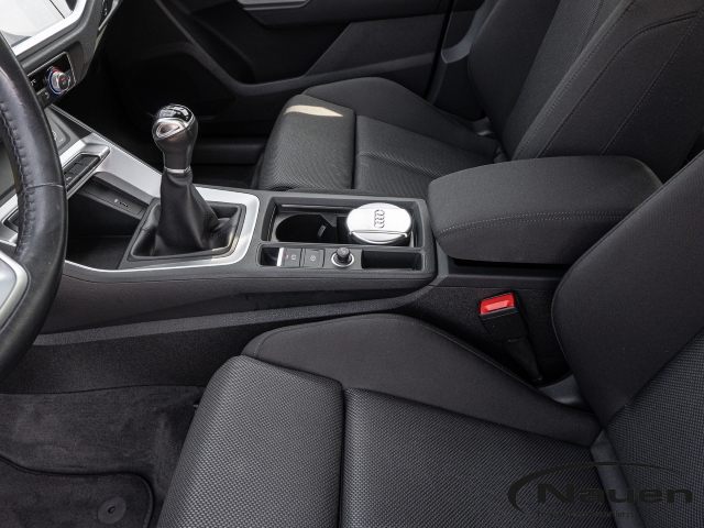 Q3 35 TFSI *ALLWETTER*NAVI*LED*SHZ*SPORTSITZE*