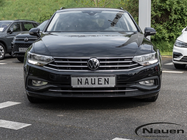 Passat DSG *ACC*AHK*NAVI*LED*CLIMATRONIC*APP-CONNECT*