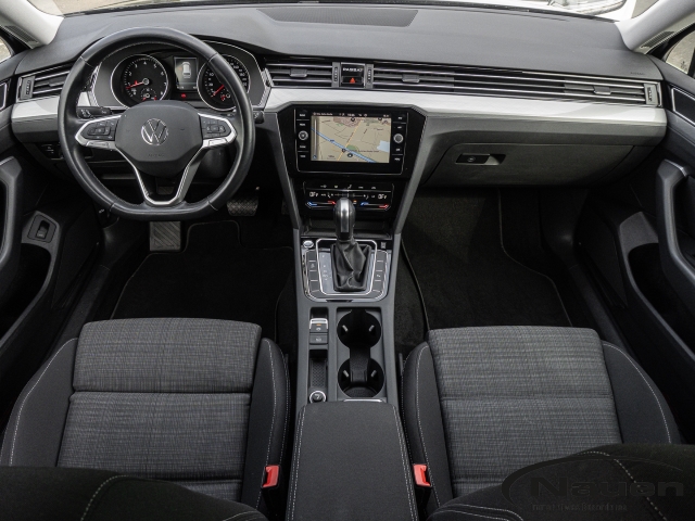 Passat DSG *ACC*AHK*NAVI*LED*CLIMATRONIC*APP-CONNECT*