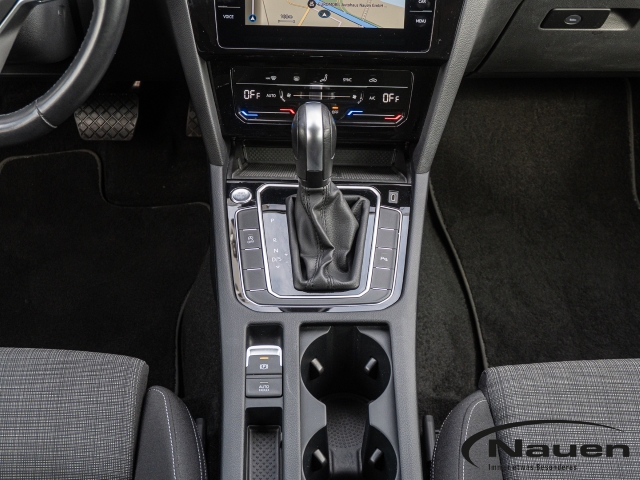 Passat DSG *ACC*AHK*NAVI*LED*CLIMATRONIC*APP-CONNECT*