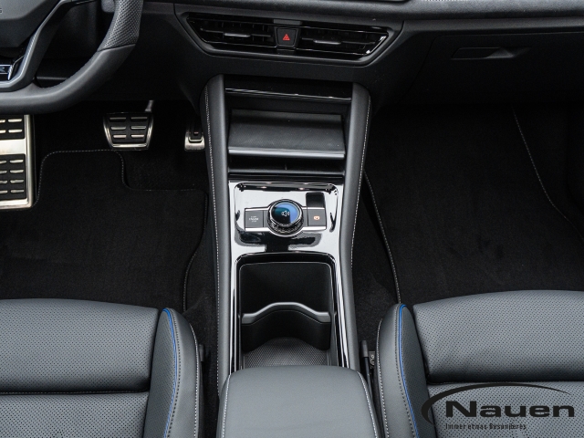Tiguan R-Line 2.0 TSI 4Motion DSG HUD AHK Panodach Navi