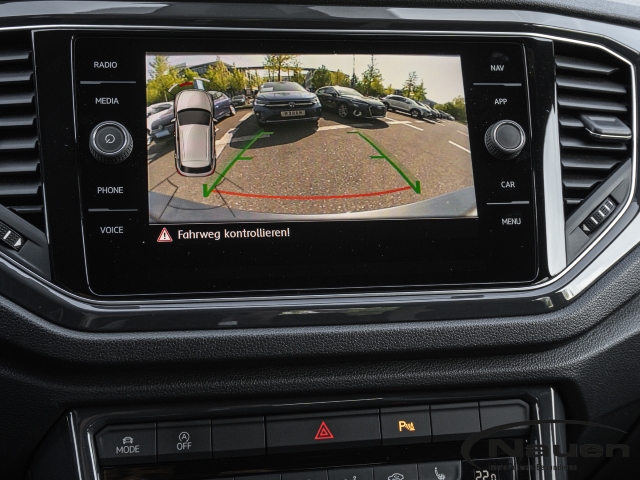 T-Roc 1.5 TSI DSG Sport *NAVI*KAMERA*ACC*CLIMATRONIC*SHZ*