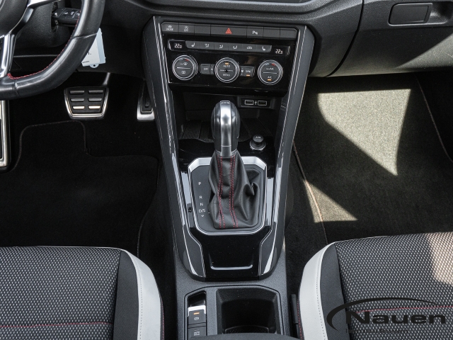 T-Roc 1.5 TSI DSG Sport *NAVI*KAMERA*ACC*CLIMATRONIC*SHZ*