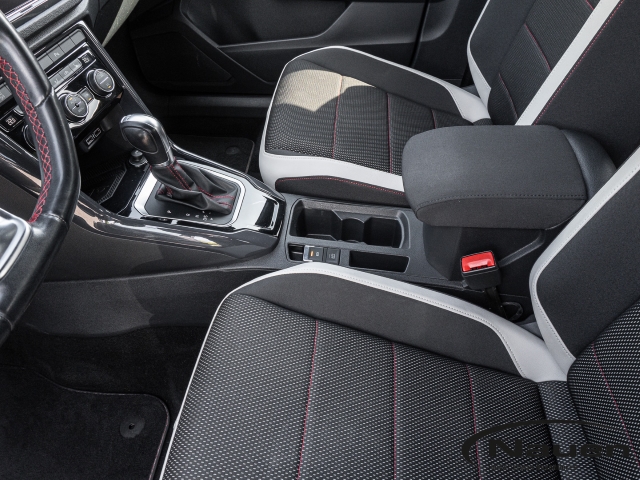 T-Roc 1.5 TSI DSG Sport *NAVI*KAMERA*ACC*CLIMATRONIC*SHZ*