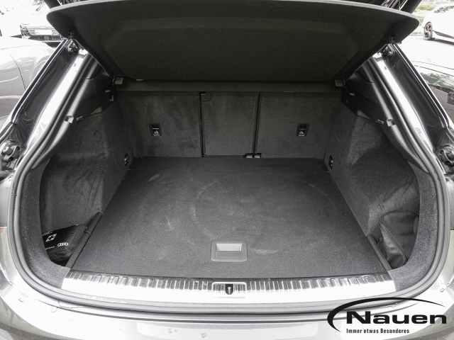 Q3 Sportback S line *AHK*PANO*STAND.HZG.*SONOS*MATRIX*