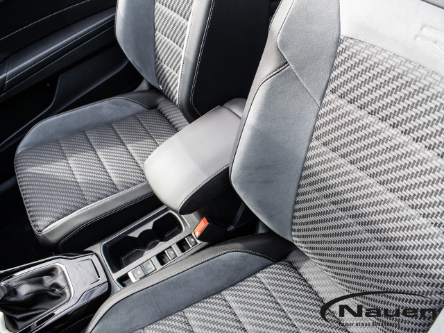 T-Roc R-Line DSG *ACC*NAVI*KAMERA*MATRIX*BLACK STYLE*