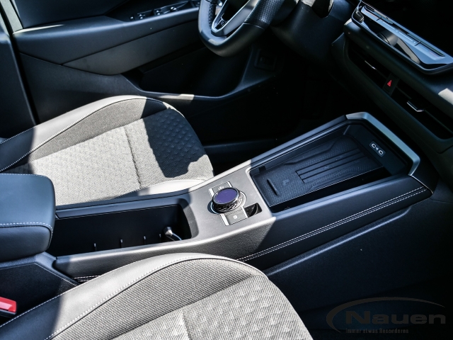 T-Roc R-Line DSG *AHK*ACC*LED+*APP-CONNECT*