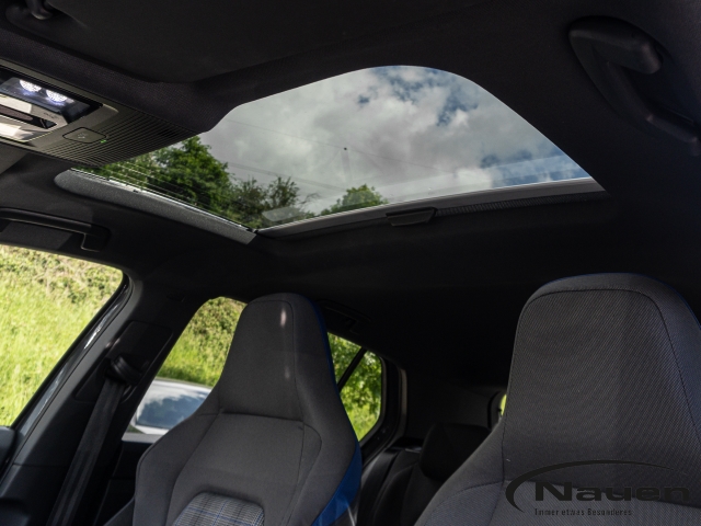 Golf GTE DSG *ACC*PANO*NAVI*CLIMATRONIC*SHZ+LHZ*