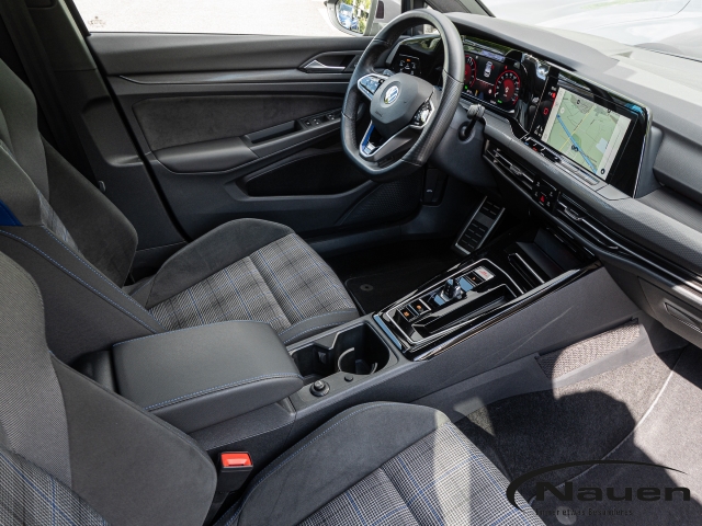 Golf GTE DSG *ACC*PANO*NAVI*CLIMATRONIC*SHZ+LHZ*