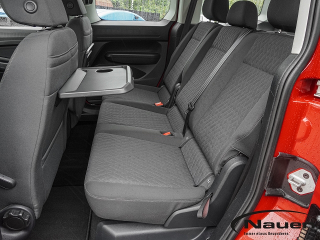 Caddy Life 5-Sitzer Motor  1,5 l TSI EU6 84 kW Getriebe: 7-Gang-Doppelkupplungsgetriebe Radstand: 2755 mm